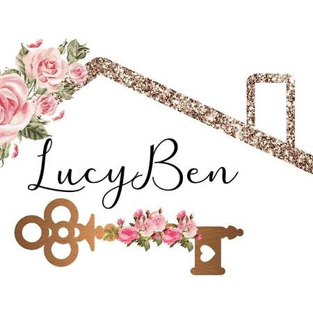 Lucyben Guesthouse Cascia Exteriör bild